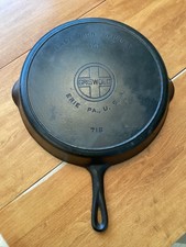 Griswold Cast Iron Skillet #14 718 Erie PA Large 15 1/4