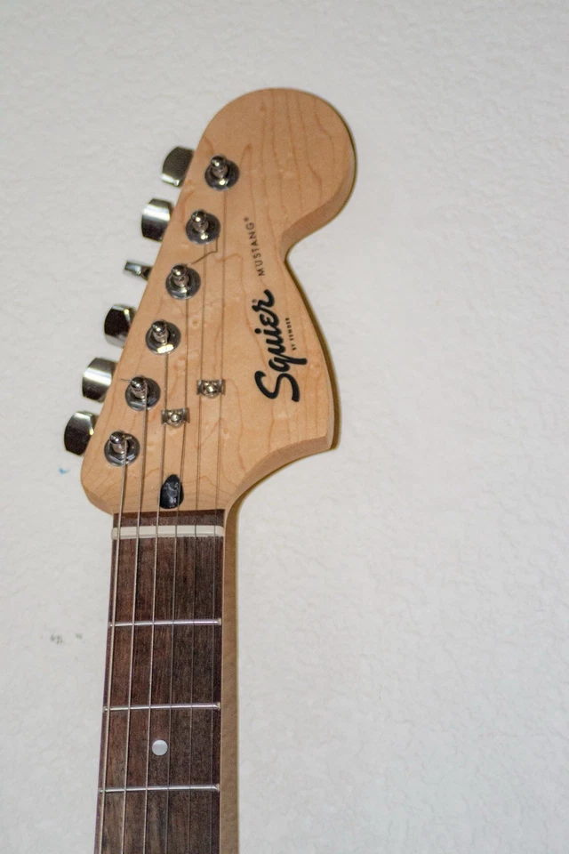 Squier Mustang Kurt Cobain Style Red Roseland Ballroom Electric Guitar - Image 4 of 4