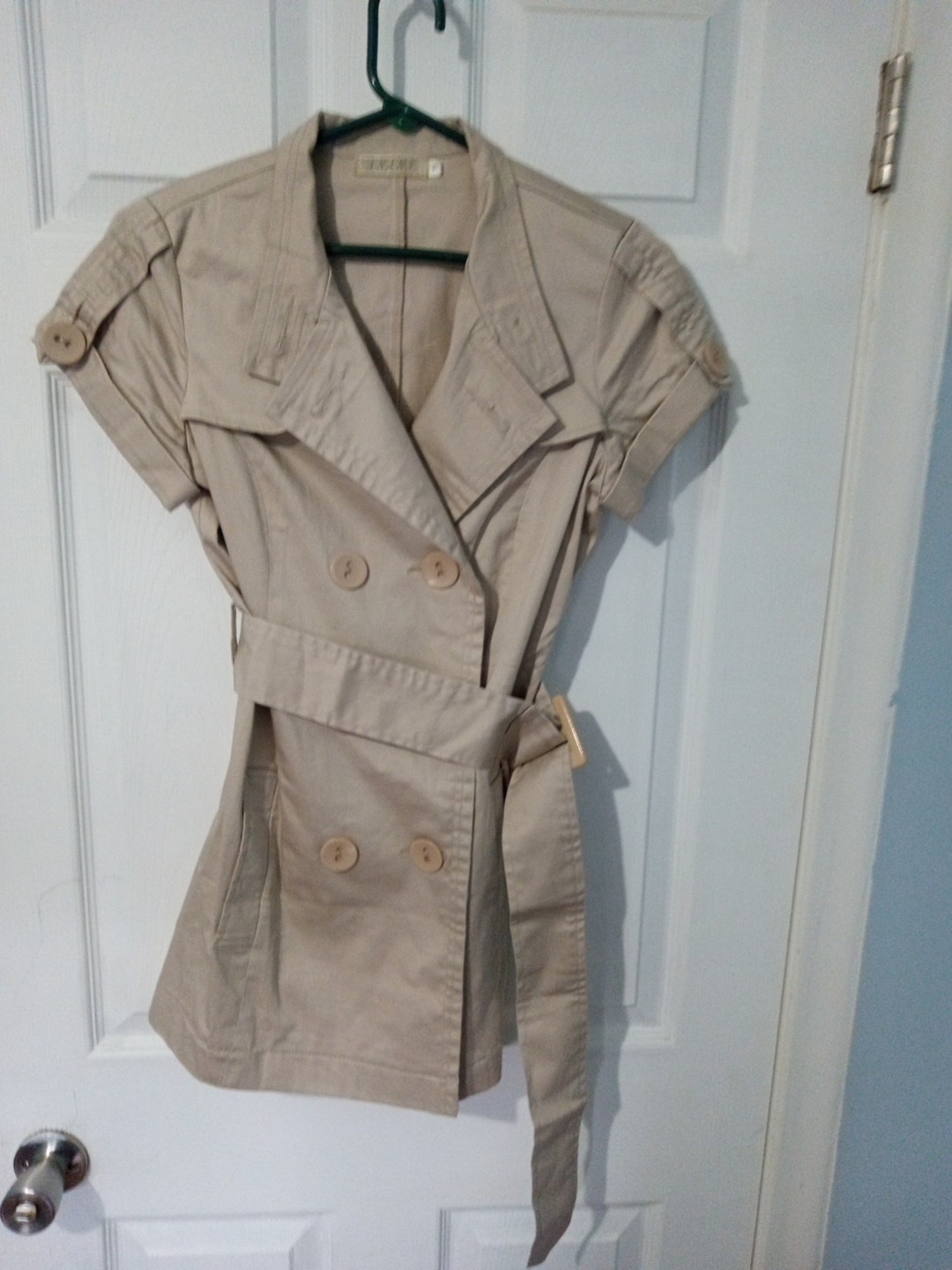 Anany Stylish Cap Sleeve Jacket for Women