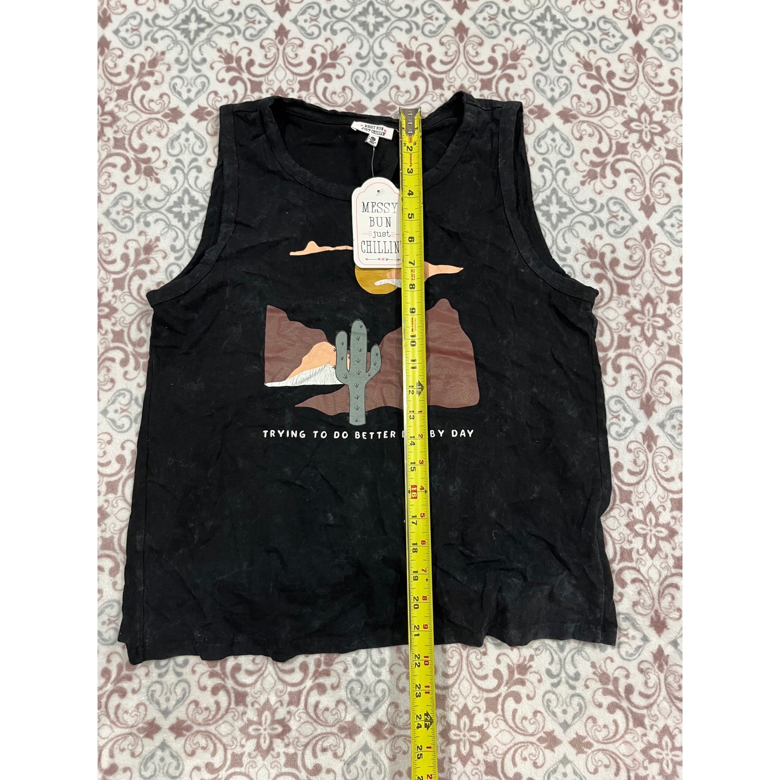 Messy Bun Just Chillin Womens Desert Cactus Graphic Open Knot Back Tank Top M image 5