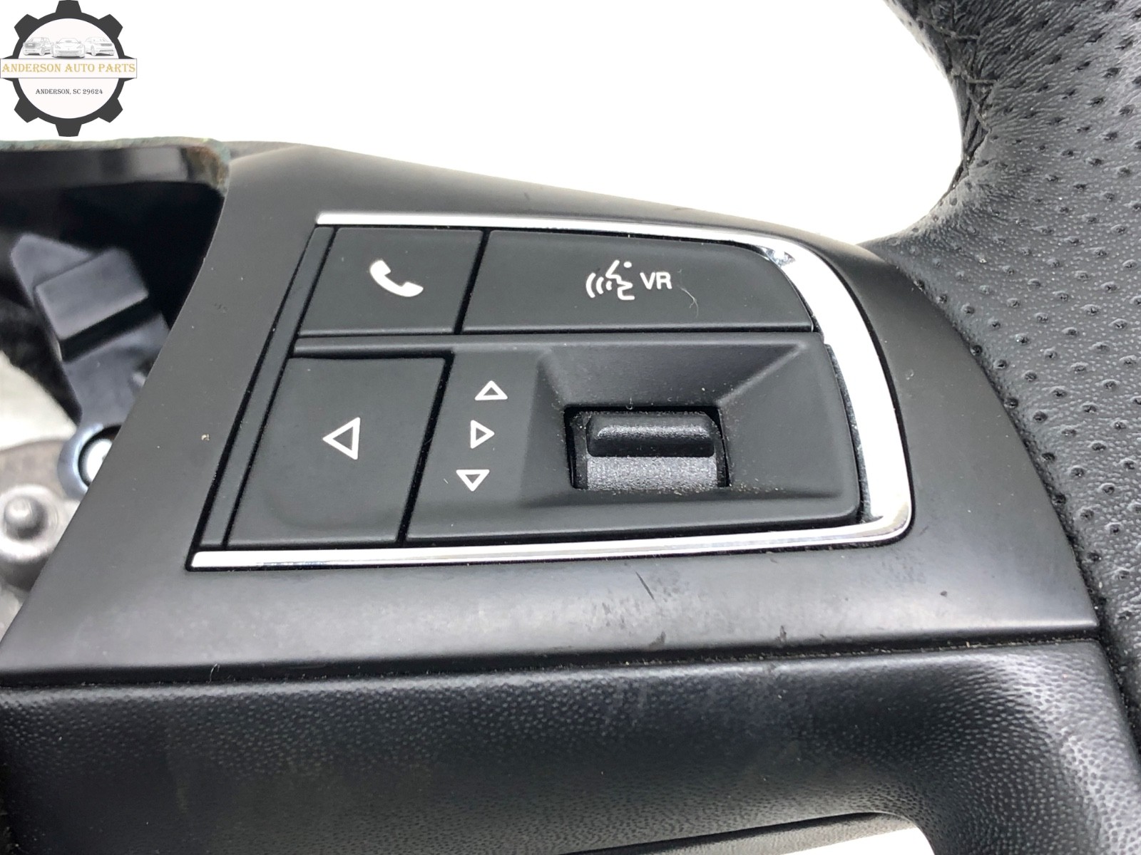2017-2020 MASERATI LEVANTE STEERING WHEEL W/ CONTROL SWITCHES OEM