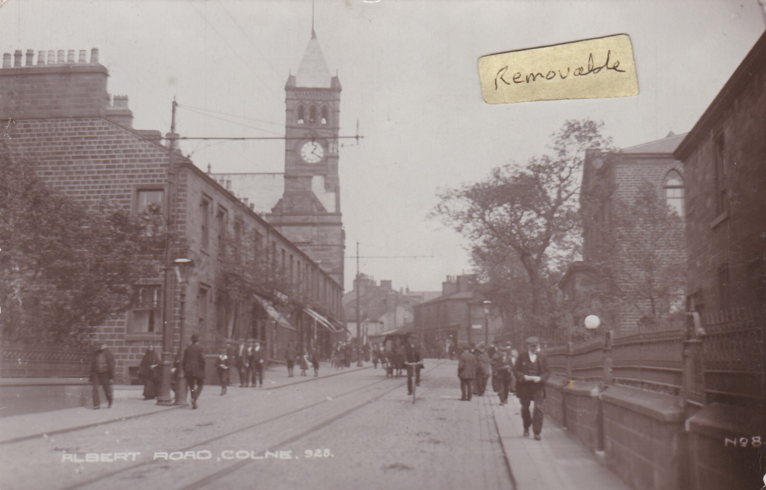 OLD POSTCARD PEOPLE STREET SCENE ALBERT ROAD COLNE LANCASHIRE 1920 CC ...