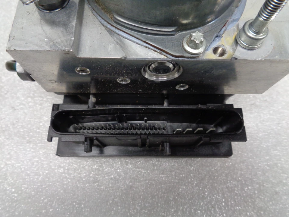 Land Rover Range Rover Sport 2005-2006 ABS bomba de freno antibloqueo OEM AK220840 Foto 3 de 4