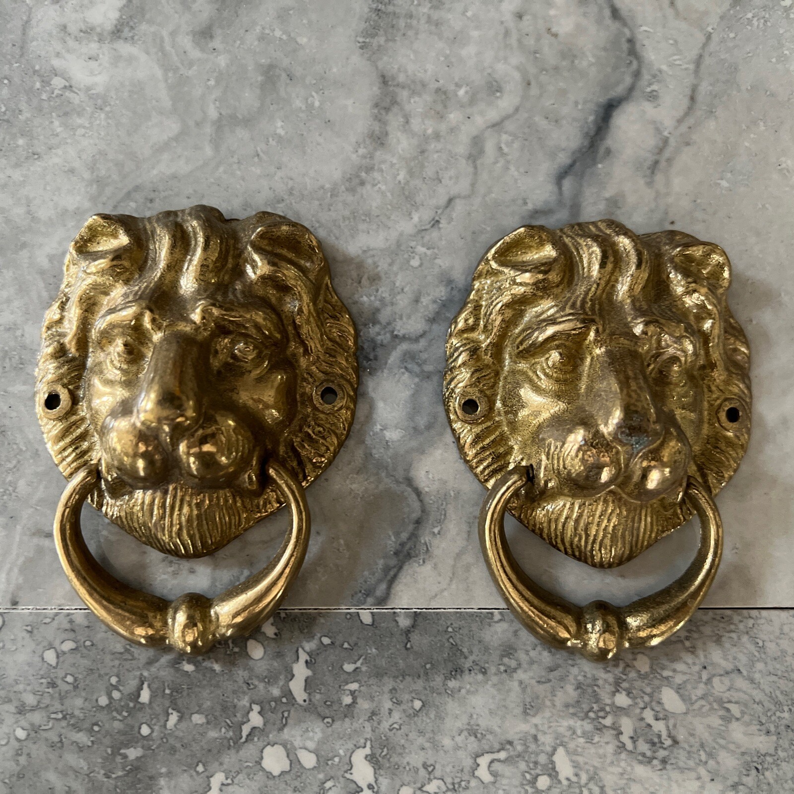 VINTAGE  LION HEAD PULL HARDWARE FURNITURE CABINET DRAWERS HOME DECOR METAL