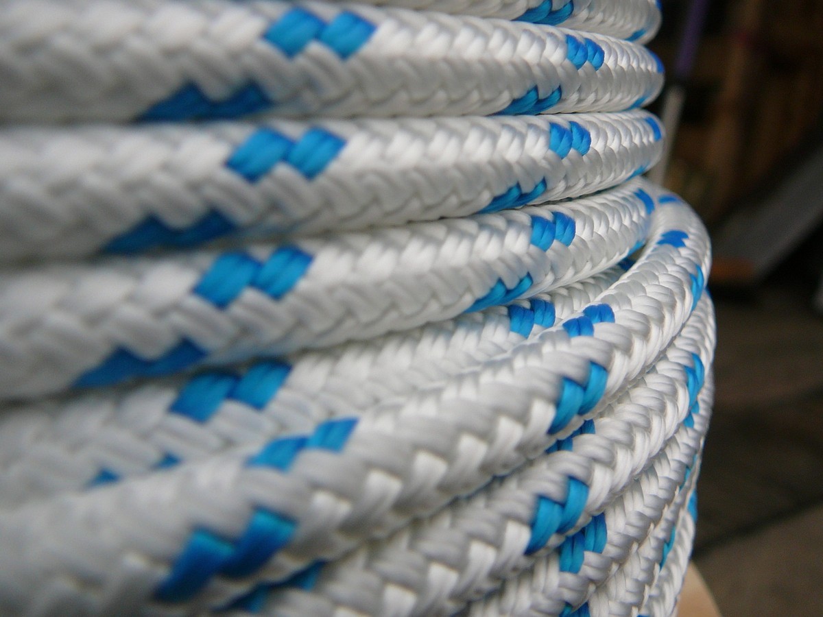 New England STA-SET Halyard Sheet Line Dacron Sail Rope 1/4 x 100