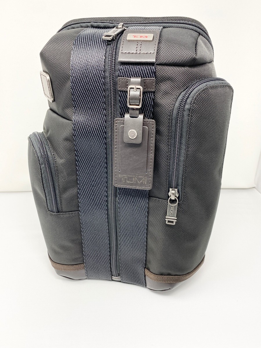 Tumi 02223393hko Higgins Sling Ballistic Nylon Men's Black Tumi 02223393hko Higgins Sling Ballistic Nylon Men's Black