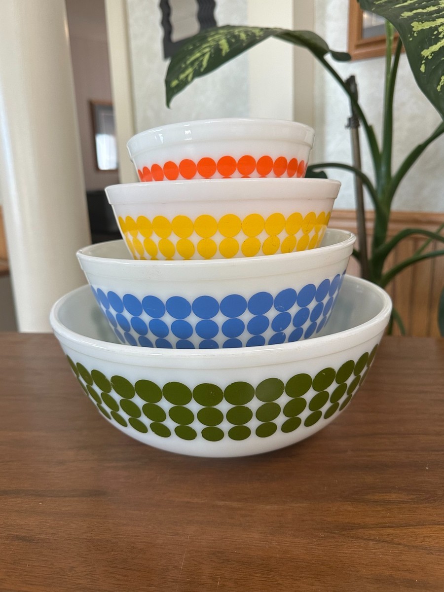 Vintage Pyrex Polka Dot Mixing Bowl Complete Set of 4 | eBay