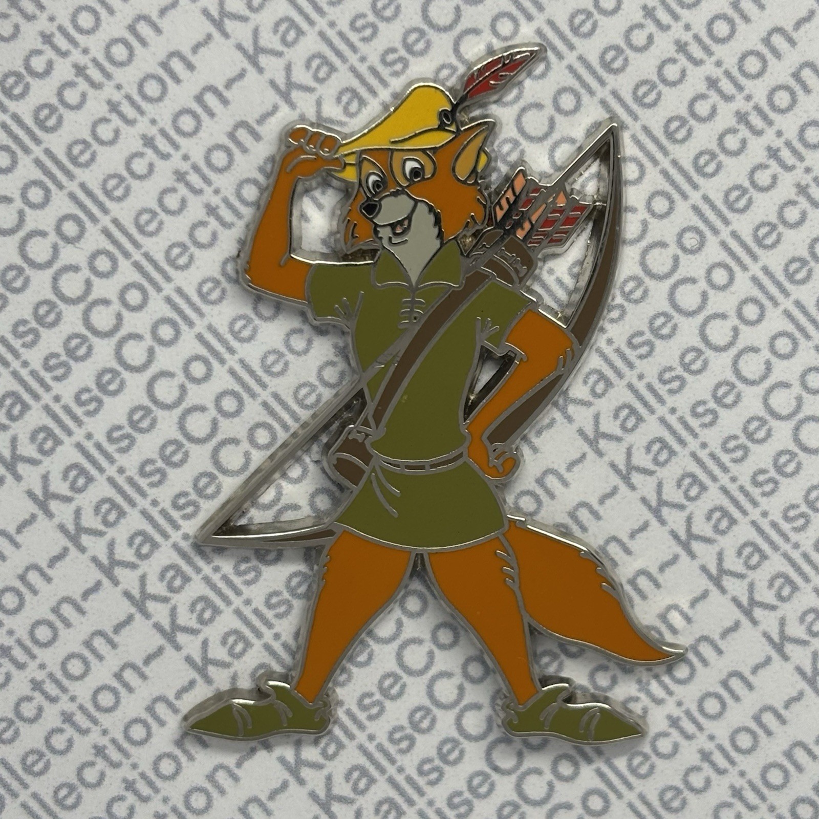 Disney Pin Robin Hood Tipping Hat Wearing Bow And Arrows 2016