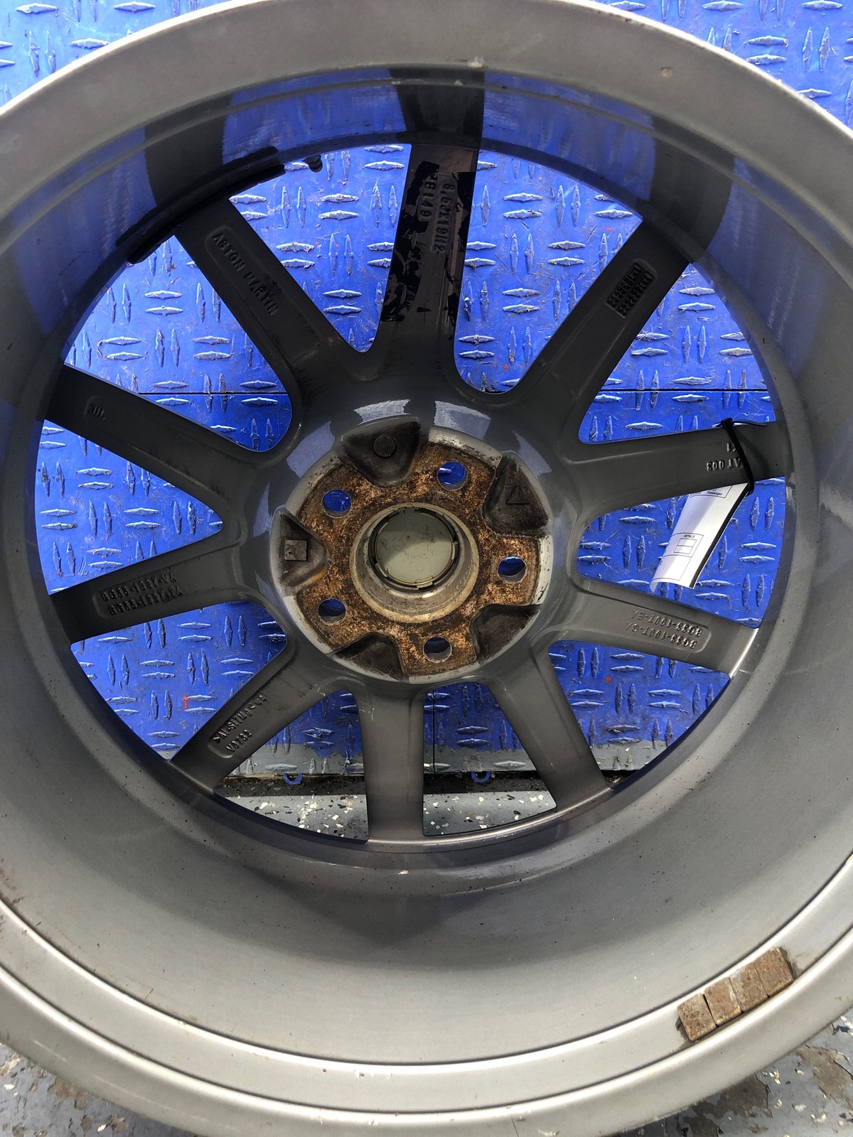 2006-2018 ASTON MARTIN 19X8.5 FRONT 5 V SPOKE WHEEL RIM BG33-1007