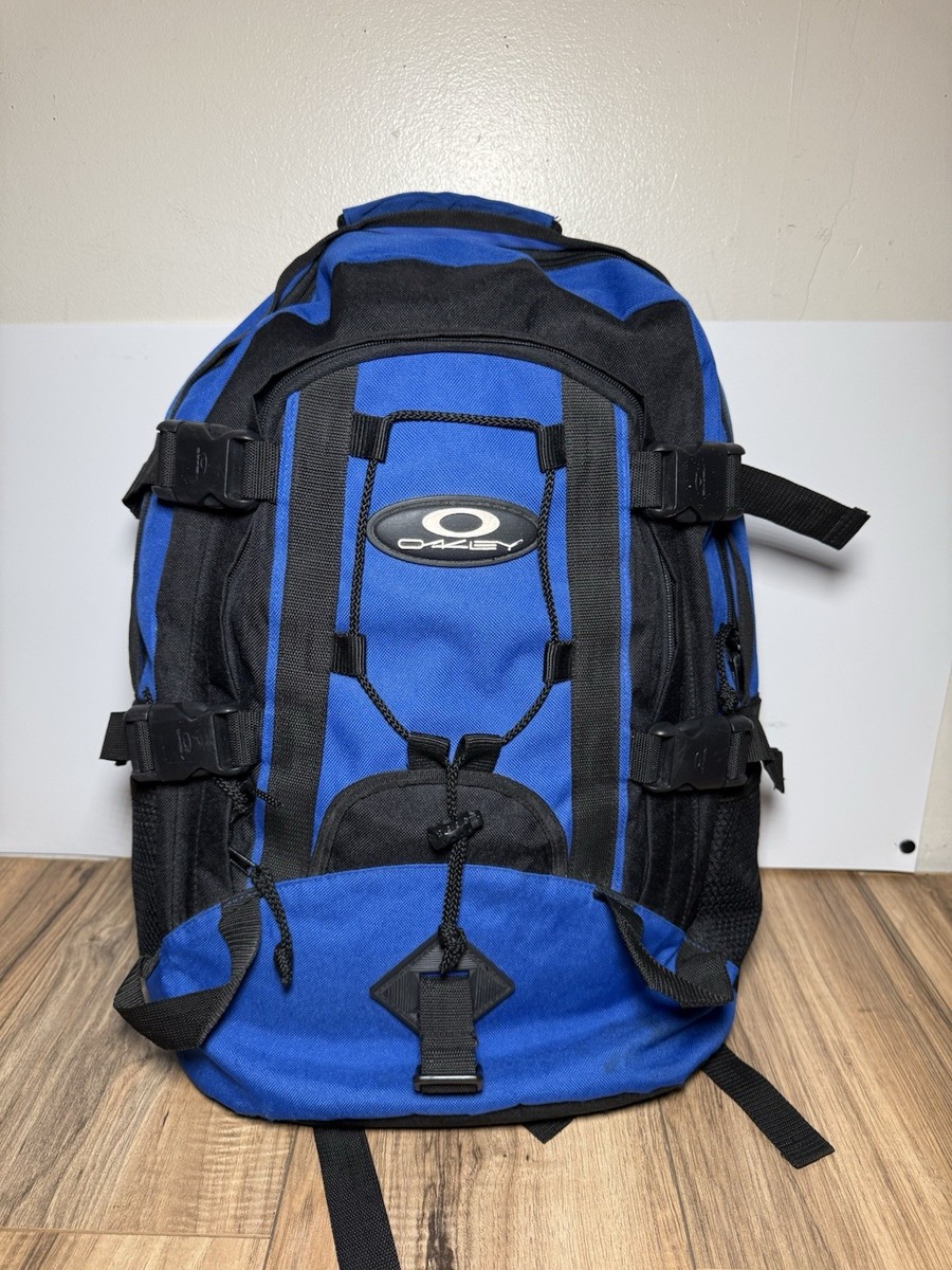 バッグ 2000s Oakley Icon Backpack Y2K Rare Oakley Vintage Y2K 90s Backpack 2000s Blue Bag Backpack