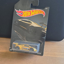 Hot Wheels Lamborghini Huracan LP 620-2 Super Trofeo 1:64 Diecast Gold Unopened