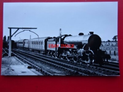 PHOTO  LNER CLASS B17 LOCO NO 2839 NORWICH CITY BR 61639