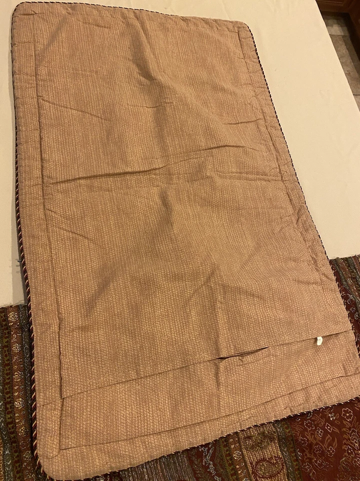 Croscill Shams 36x23 Galleria Rojo Chenilla King Almohada Falsa Dorado Marrón-Juego de 2 Foto 4 de 4