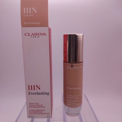 Clarins Everlasting Long Wearing  Hydrating Matte Foundation 111N AUBURN 