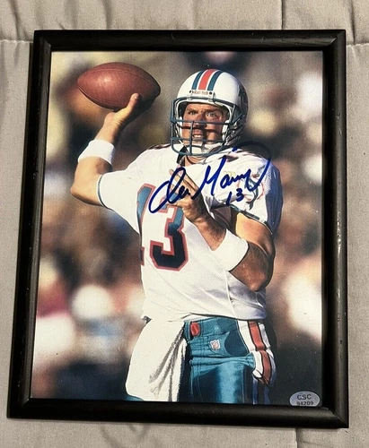 Dan Marino Autographed Picture in Frame 8.5 x 10.5
