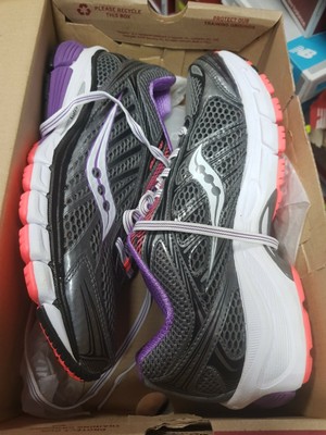 womens wide running shoes