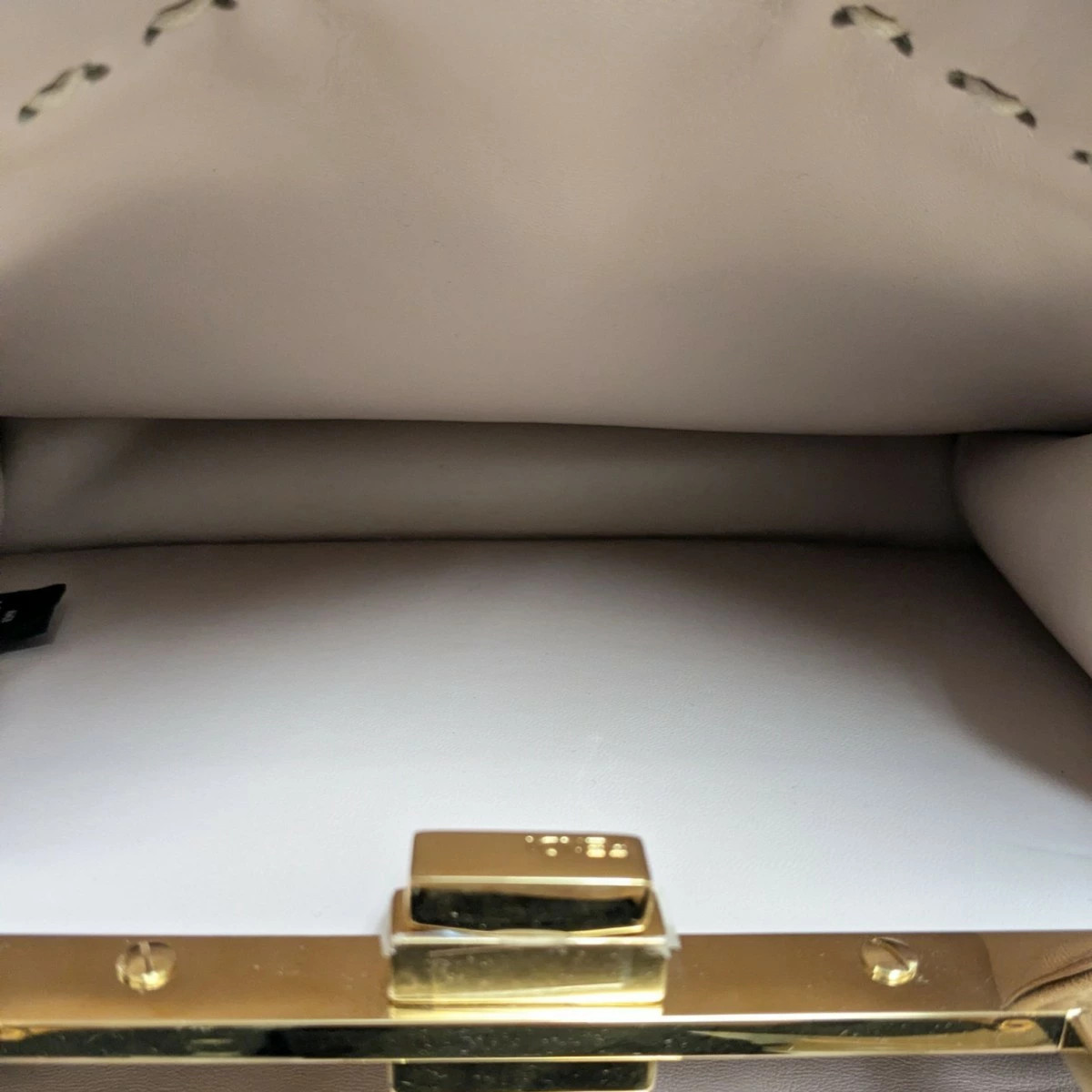 Fendi peekaboo small shearling bag beige image 8