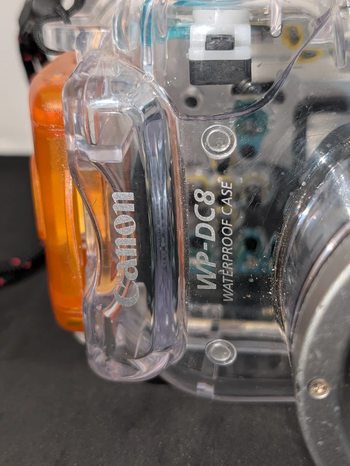 Водонепроницаемый чехол Canon WP-DC6 для цифрового фотоаппарата Canon A710 IS - Изображение 2 из 4