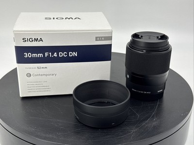 SIGMA 30mm F/1.4 DC DN Contemporary (for SONY E) W/ lens hood, cap and box
