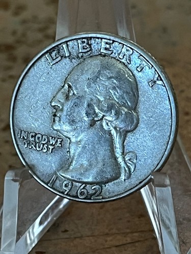 1962 D   Washington quarter  90% silver    # HB151 - Picture 1 of 3