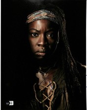 Danai Gurira The Walking Dead Signed Photograph 11x14 BECKETT