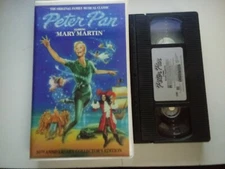 Walt Disney's Clamshell Case VHS Home Video Peter Pan starring Mary Martin