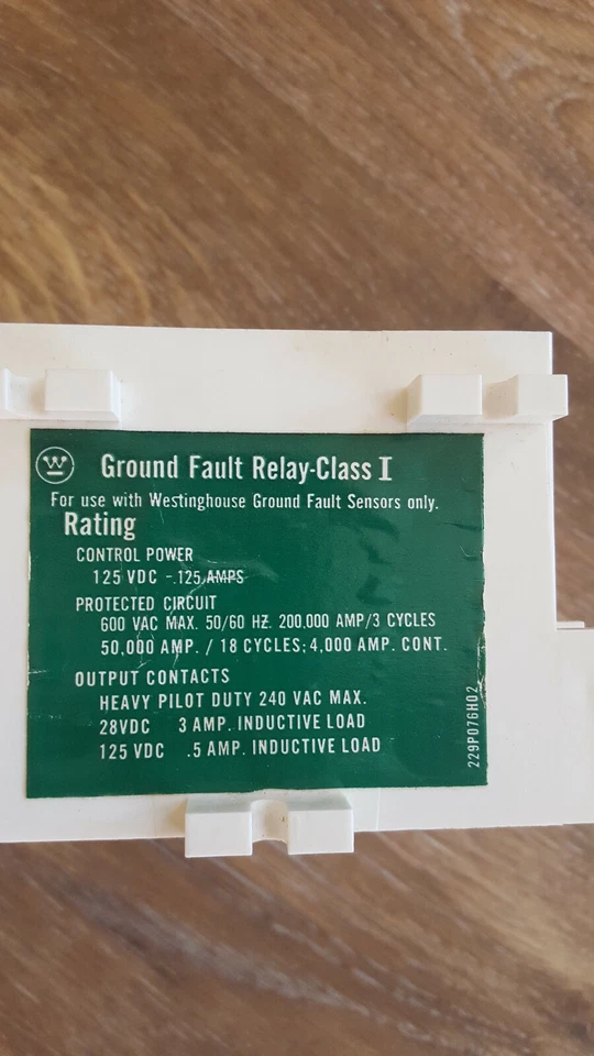Relé de falla a tierra Westinghouse 1293C83G05 255P157H07A 120V 125A Foto 2 de 4