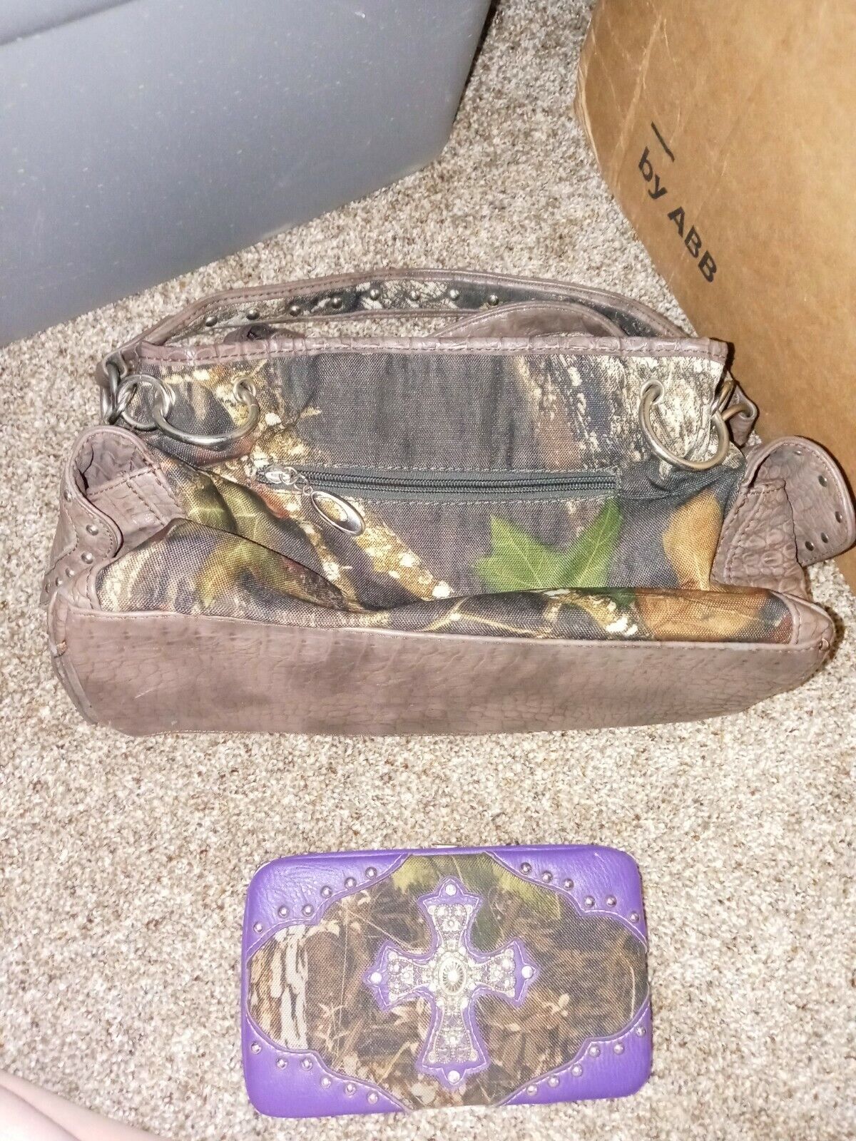 Camo purse and wallet - image 2