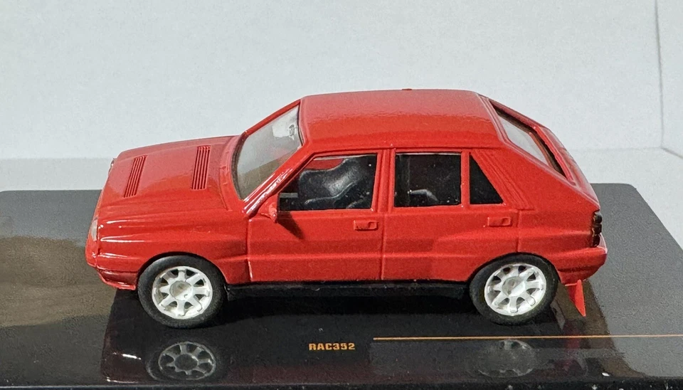 LANCIA DELTA HF INTEGRALE 16v 1989 TEST CAR PLAIN BODY RED VITESSE 1:43 - Immagine 2 di 4