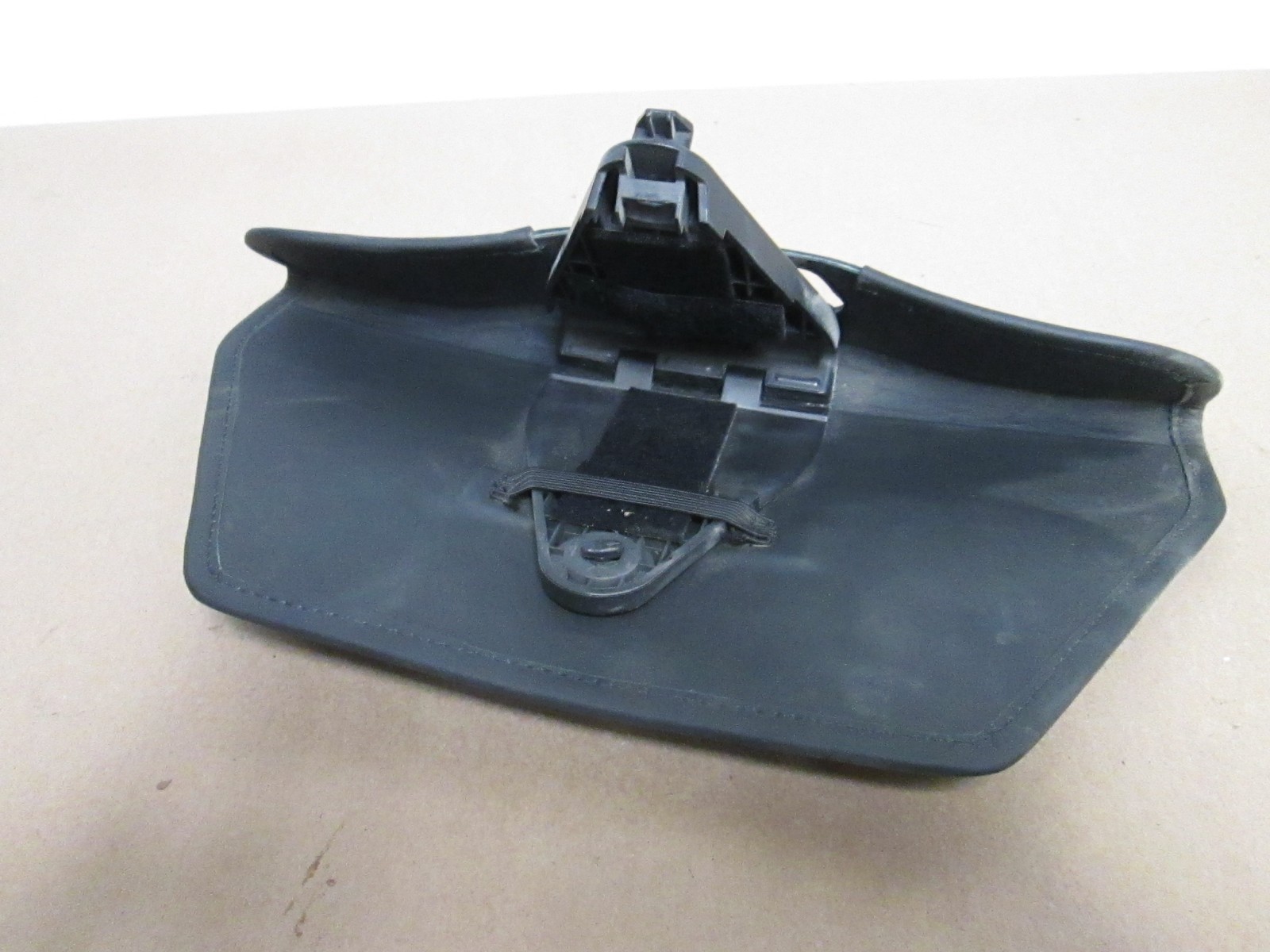Bentley Continental GT  Bracket Warning Triangle Black Leather 3W0860285 (2007)