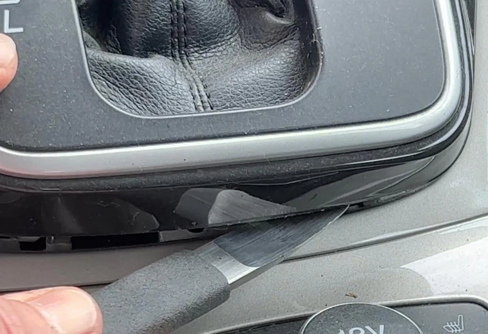 Lisle 35470 Automotive Trim Panel Upholstery Removal Double Ended Tool - Image 2 of 4