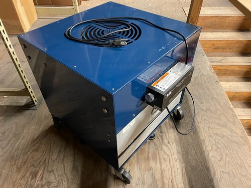 Welding / soldering fume extraction machine by SAS