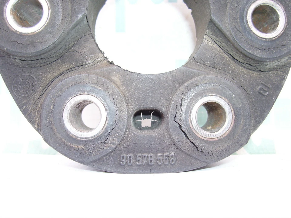 Cadillac Catera 1997-2001 acoplador de eje de transmisión espaciador de eje de transmisión OEM Foto 3 de 4