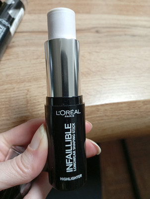4 X Loreal infaillible Shaping Stick Hight Lighter 500 Frozen