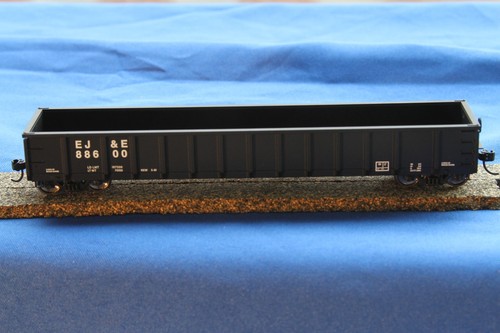 Góndola Walthers 910-6217 53' Railgon Elgin, Joliet & Eastern # 88600 | Zustand: New