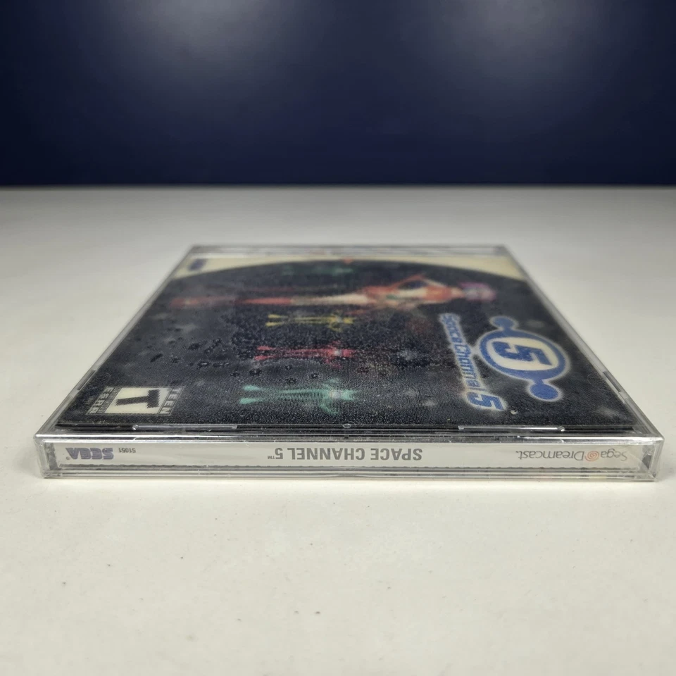 Space Channel 5 Sega Dreamcast W/ Lenticular Holographic 3D Case NEW SEALED - Image 4 of 4