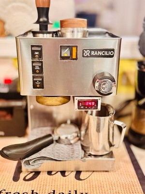 Rancilio Silvia Espresso Machine w PID (As-Is Read the description before u buy)