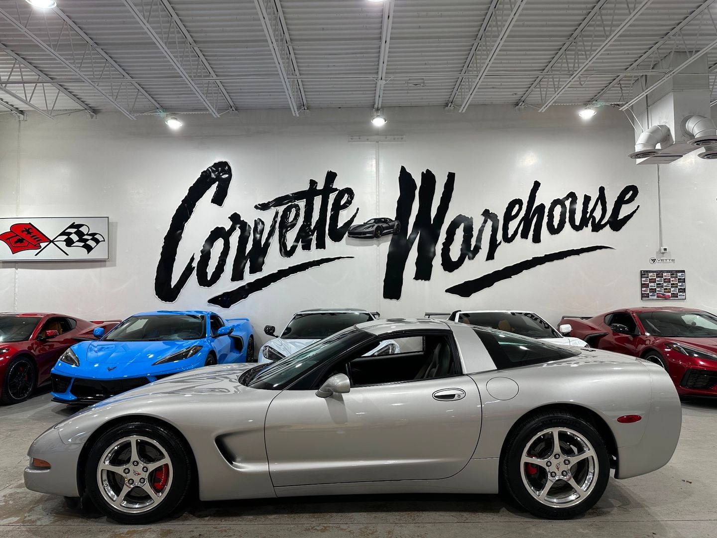 2004 [67U] Machine Silver Chevrolet Corvette   | C5 Corvette Photo 2