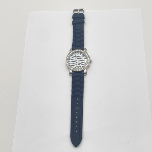 Reloj Geneva Platino Mujer Cebra Rayas Cristal Bisel Banda Silicona Japón Movt - Imagen 3 de 9