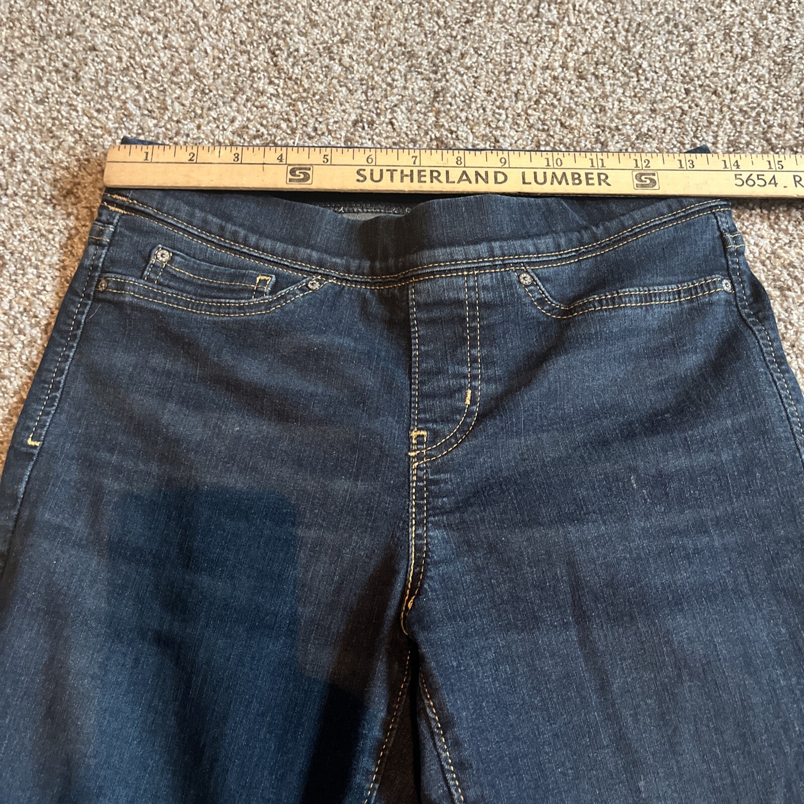 Levi's 27x30 (27x28) Pull On Totally Shaping Jeans Skinny Jegging Stretch - View 6