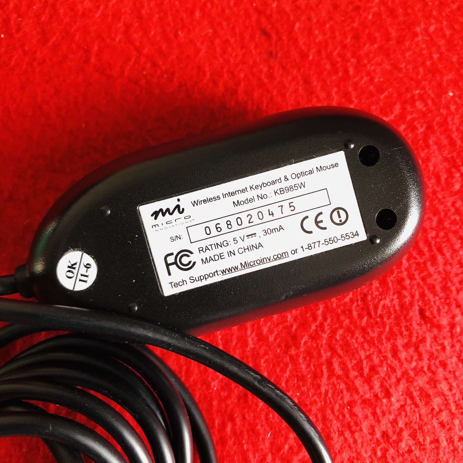 Micro Innovations Wireless Mouse KB985W with USB RECEIVER For Mouse and Keyboard