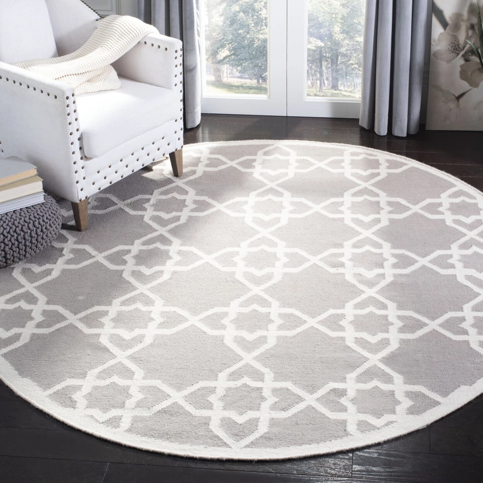 SAFAVIEH Dhurries DHU548G Handwoven Grey / Ivory Rug - Image 2 of 4