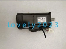 1pc used Yaskawa 400W servo motor SGMJV-04ADE6E