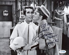 Marion Ross Happy Days Autographed Signed 8x10 Photo ACOA