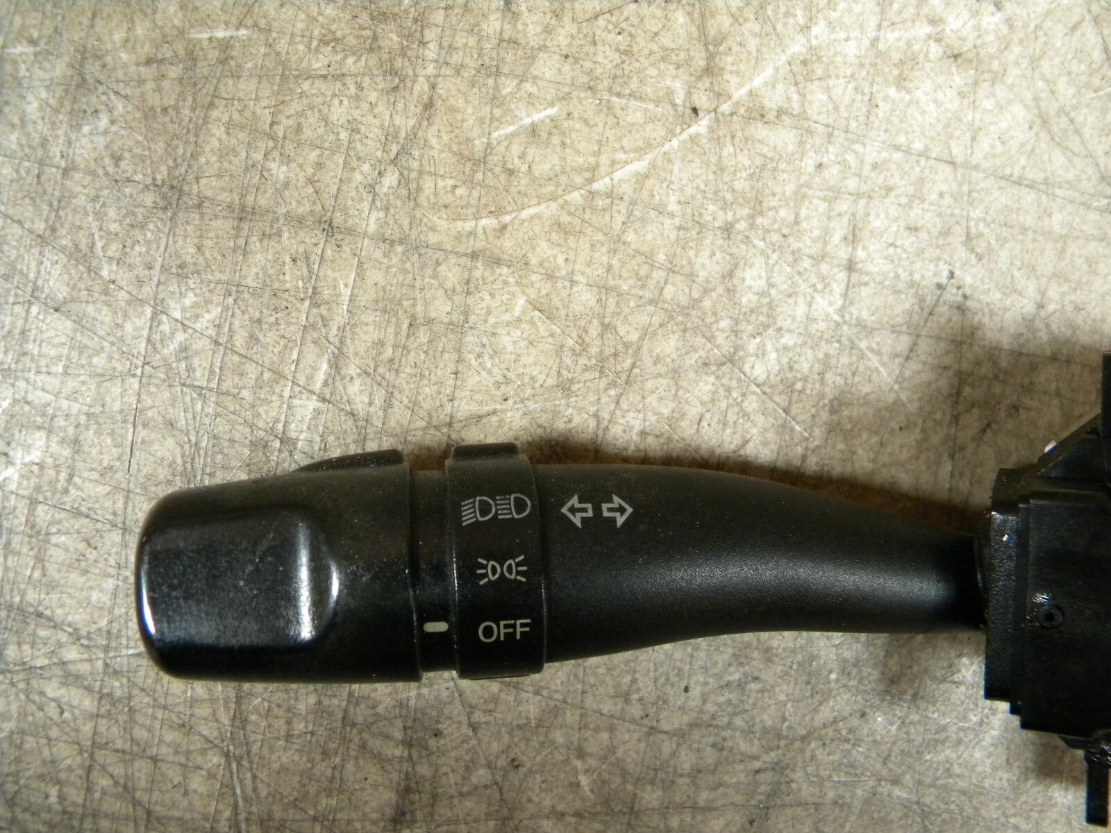 2005 Hyundai Elantra Headlight switch signal blinker switch GKFL 3283AA