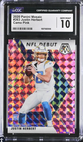 2020 Mosaic - NFL Debut Mosaic Camo Pink Prizm #263 Justin Herbert (RC) CGC 10