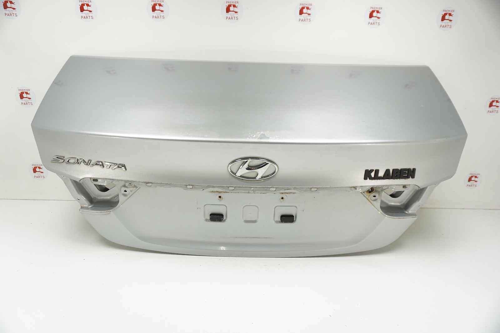11 12 13 14 2011-2014 Hyundai Sonata Trunk Lid Deck Lid Used Oem (69200-3q000)