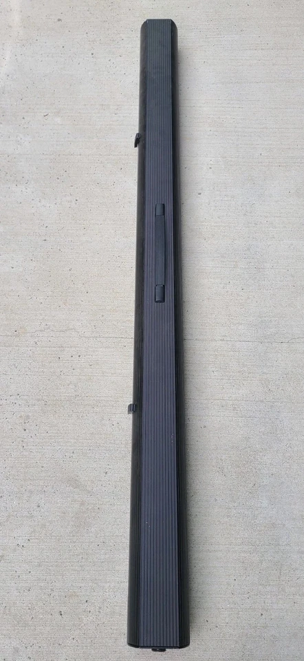 Projetor portátil Draper RoadWarrior tela fosca (63"x48") - Imagem 2 de 4