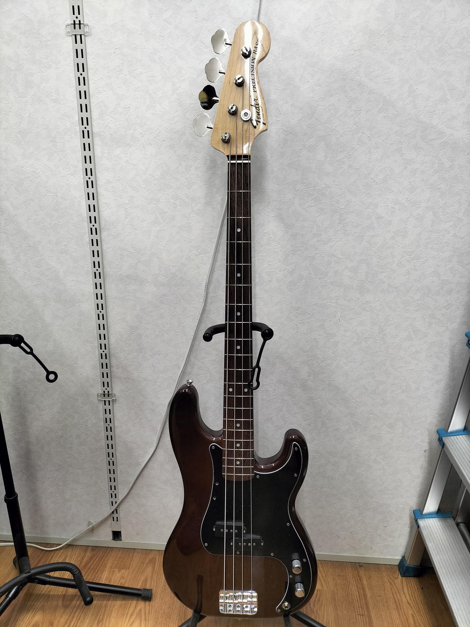 FENDER MADE IN JAPAN FSR-C TRADNLII70S PBASS RW WAL PRECISION BASS