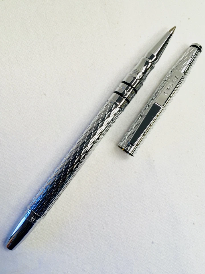 Cross Spire Icy镀铬滚珠笔 — 第 2/4 张图片